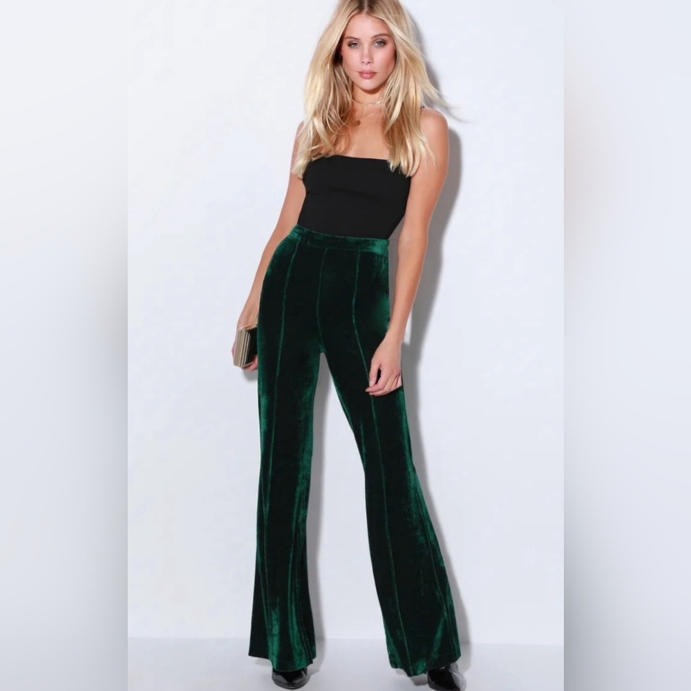 Lulus green velvet pants S
